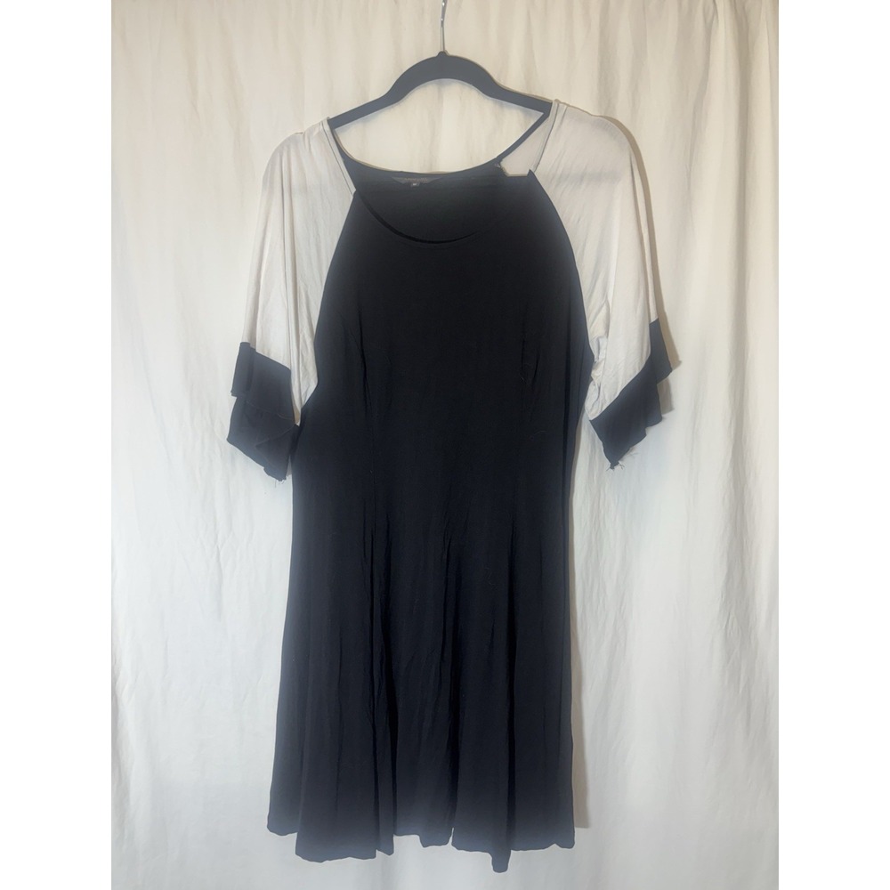 Sz Large AMARYLLIS Women's Tunic Dress Scoop Neck Black White Medium HH11